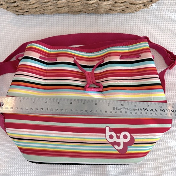 BYO Neo Cinch Drawstring Lunch Bag - Picture 4 of 10